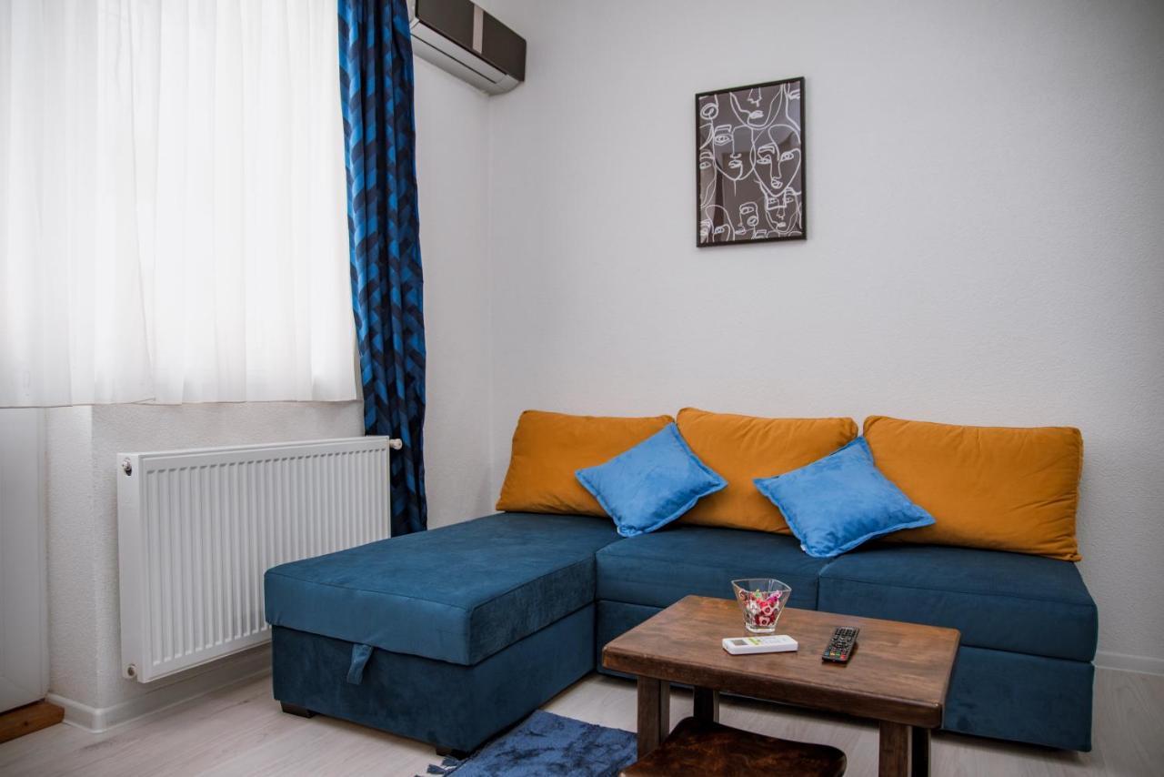 Guest House Mylan Licko Petrovo Selo Bagian luar foto