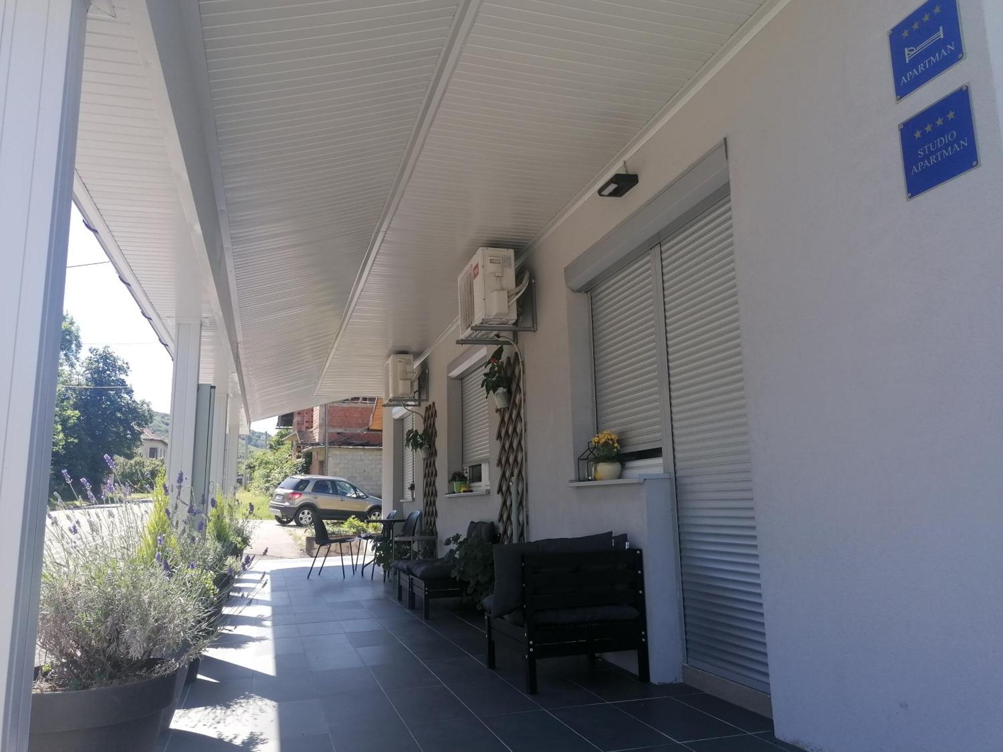 Guest House Mylan Licko Petrovo Selo Bagian luar foto